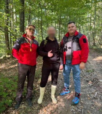 Вчора гірські рятувальники шукали подружжя з Ужгорода, а згодом дідуся
