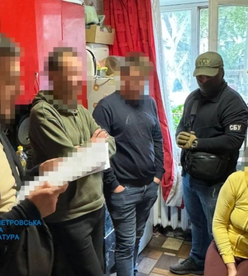 СБУ затримала у Дніпрі подружжя агентів фсб, яке шпигувало за українською ППО та підпалювало об’єкти Укрзалізниці