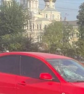 Біля одеського вокзалу водій покатав співробітника ТЦК на капоті