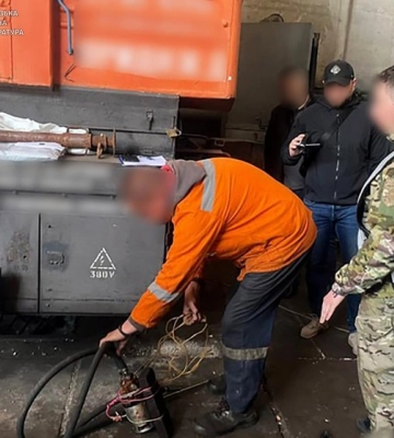 Судитимуть учасників злочинного угруповання, які викрадали дизпаливо з підприємства Укрзалізниці
