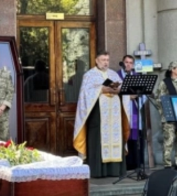 В Одесі проводили в останню путь прикордонника Вадима Третьякова, який загинув на фронті