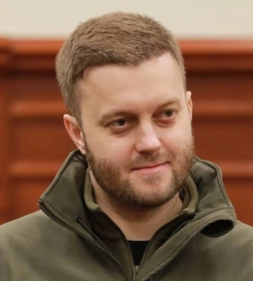 Заступник Кличка пройшов поліграф, ДБР повернуло йому конфісковані під час обшуку гроші