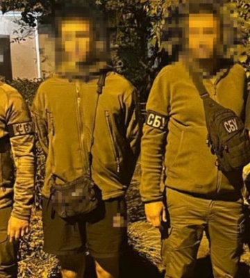 У Києві затримали чотирьох паліїв військових авто на замовлення російських спецслужб