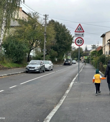 У Чернівцях завершили ремонт ділянки вулиці Руської і вулиці Михайла Ткача