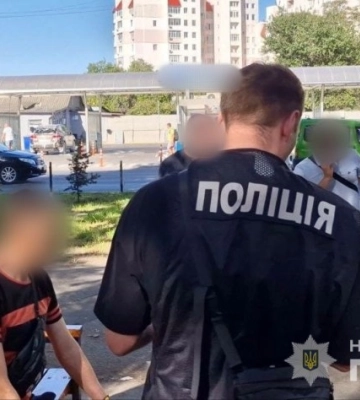 В Одесі чоловік розповсюджував наркотики