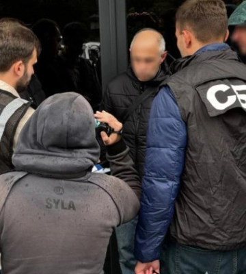 Во Львове задержали мужчину, который за $10 тысяч предлагал фиктивные документы для пересечения границы