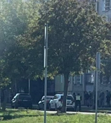 На Львівщині невідомий обстріляв автомобіль