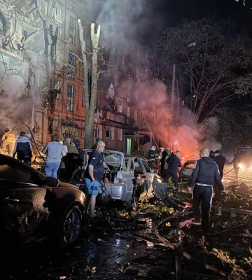 Синєгубов і Терехов повідомили про 10 постраждалих і відключення світла