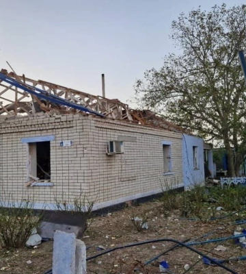 Окупаційні війська атакували Бериславську громаду на Херсонщині: пошкоджені будинки