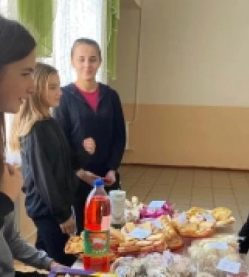 У ВНУ до Дня захисників і захисниць розгорнули 200-метровий прапор