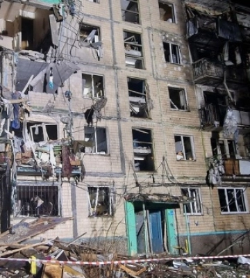 У Харкові комунальники усувають наслідки нічного удару в Салтівському районі
