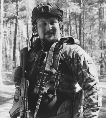 У Черкасах попрощалися із бойовим медиком, який загинув на Донеччині