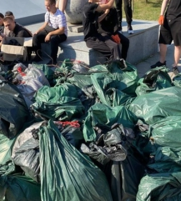 У Житомирі під час World Cleanup Day прибрали у Шодуарівському парку