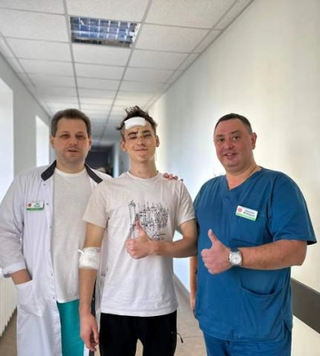 Львівські лікарі врятували 18-річного студента, який постраждав у ДТП з буйволом