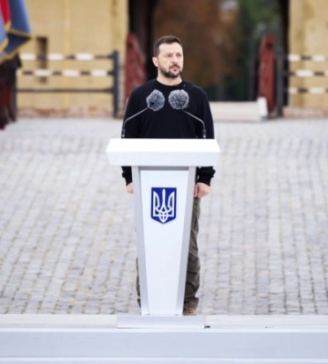 Бійці «набагато головніші, ніж будь-які забудови» – Зеленський уперше прокоментував вихід із Вугледара