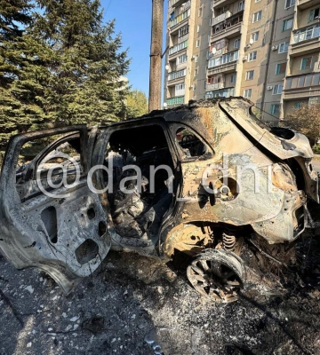 У Горлівці безпілотник атакував дах будинку: загинув чоловік, згоріло авто
