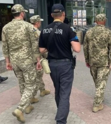 На Чернігівщині засудили жінку, яка повідомляла про розташування та переміщення працівників ТЦК та СП