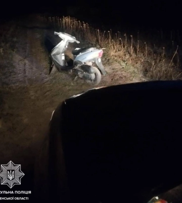 На Рівненщині водій скутера з ознаками сп'яніння втікав від патрульних
