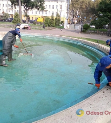 В Одесі почали консервувати фонтани