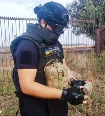 У Чернігівському районі сапери вилучили 5 вибухонебезпечних предметів. ФОТОрепортаж