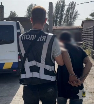 В Одесі чоловік погрожував продавчині гранатою – йому загрожує 15 років в&#039;язниці