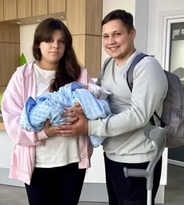 Батьком вперше став український військовий, який переніс 40 операцій та втратив ногу на війні