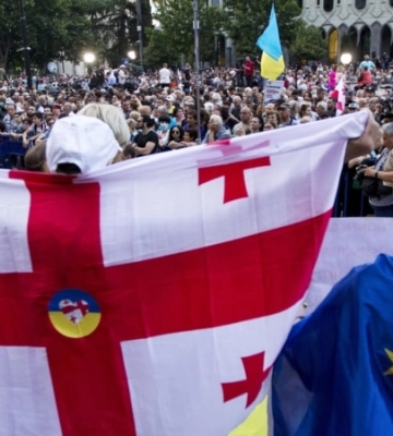 ЄС призупинив зустрічі на високому рівні з представниками грузинського уряду — посол