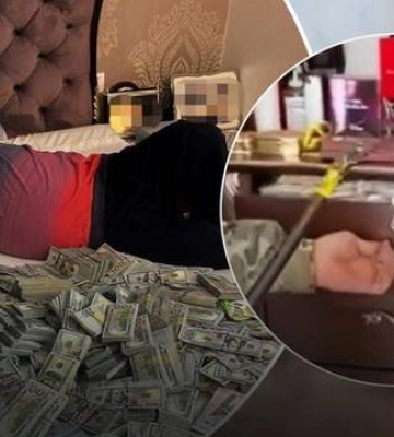 &quot;Джекпот&quot;: у мережі показали тумбочку з грошима глави МСЕК з Хмельниччини