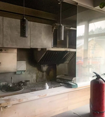 Дві пожежі за добу ліквідували в Хусті місцеві рятувальники
