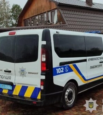 На Львівщині поліція шукає вбивцю подружжя