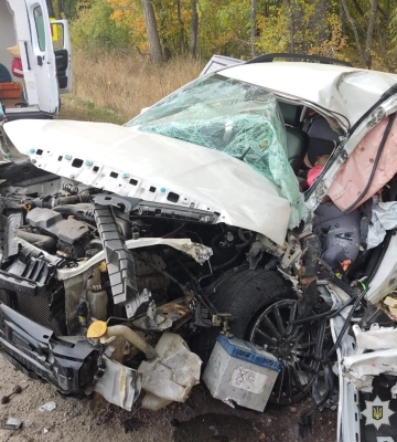 Смертельна ДТП: зіткнулися комбайн і автівка на Харківщині 