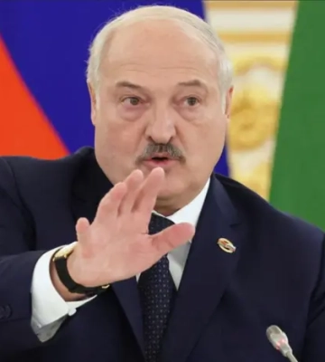 Лукашенко прокомментировал "залет" дронов в Беларусь