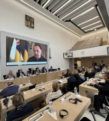 Володимир Чубірко презентував досвід співпраці Закарпатської обласної ради з чеськими краями на засіданні Комітету Регіонів ЄС