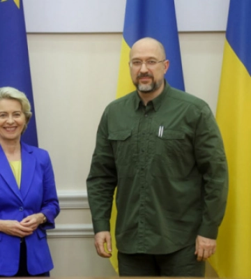 Шмигаль та фон дер Ляєн обговорили інтеграцію України у внутрішній ринок ЄС