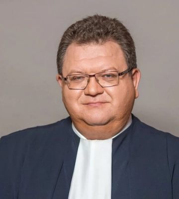 У заступника голови Верховного Суду дійсний російський паспорт і сімейна квартира в Москві – &quot;Схеми&quot;