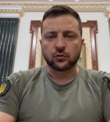 В Изюме начались процессуальные действия в отношении массовых захоронений - Зеленский