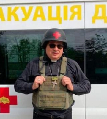Представник Папи Римського потрапив під ворожий обстріл в Україні