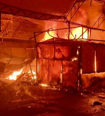Ночью оккупанты обстреляли из &quot;Градов&quot; Никополь, пострадали три человека