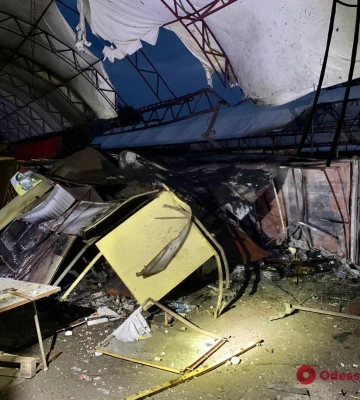 Ночью оккупанты обстреляли из &quot;Градов&quot; Никополь, пострадали три человека