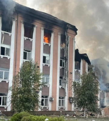 Російські війська вночі обстріляли Донбас