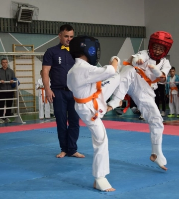 У Луцьку відбувся благодійний чемпіонат з кіокушинкай карате