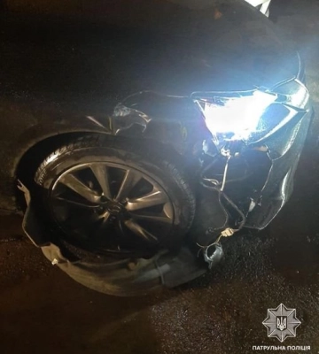 У Львові патрульні зупинили 19-річного п&#039;яного водія Lexus під час комендантської години