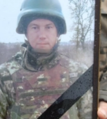 На Маневиччині попрощалися із загиблим на війні Героєм – Миколою Кльоком