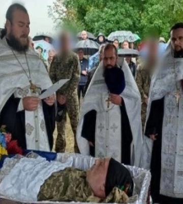 Священники одиннадцати епархий УПЦ отпели воинов ВСУ