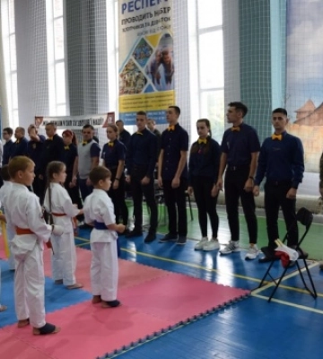 На чемпіонаті з карате у Луцьку зібрали гроші на авто для військових