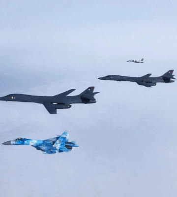 На війні немає вихідних: українські захисники нищать ворога з авіації й артилерії, – Генштаб