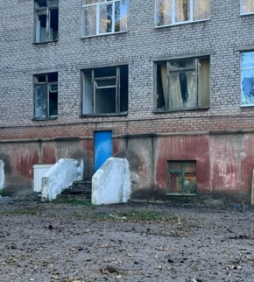 Мер Краматорська показав наслідки ворожого удару – пошкоджена будівля коледжу