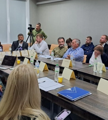 «Вам – підозра»: у Луцьку відбувся всеукраїнський волонтерський форум