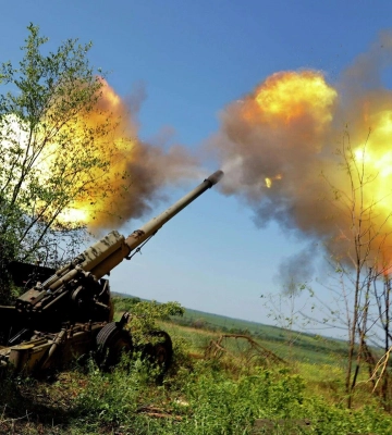 На Дніпропетровщині жінка на велосипеді потрапила під артилерійський обстріл