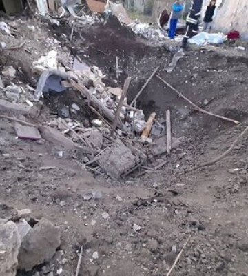 Під час нічного обстрілу Запоріжжя два снаряди поцілили в трансформаторну підстанцію, частково знеструмлено один з районів міста